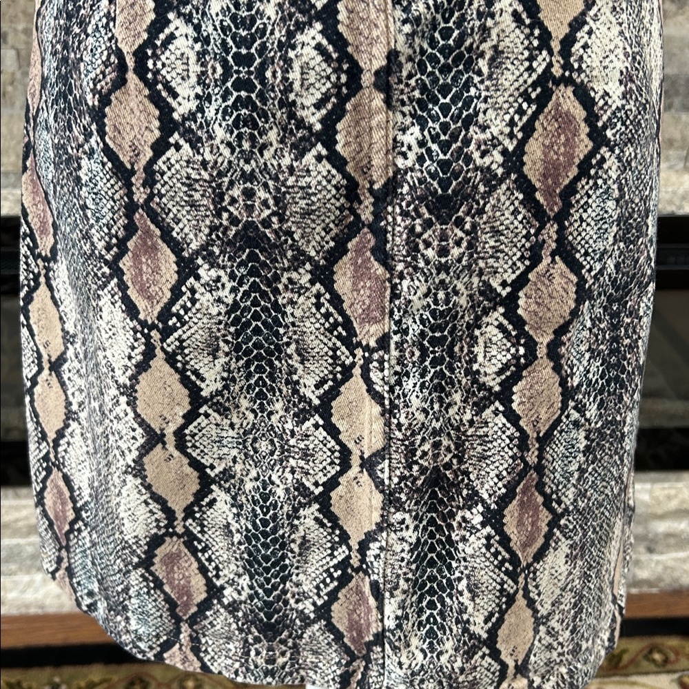 Altar'd State Snakeskin Mini Skirt with Zipper size large - Picture 5 of 7